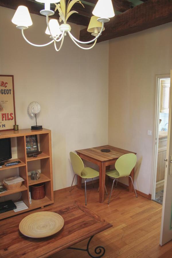 Les Appartements De Chablis Buitenkant foto