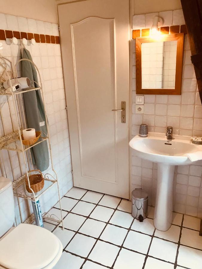 Les Appartements De Chablis Buitenkant foto